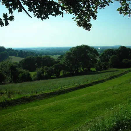 Hostel Green Adventure Ecohostel Clonmore