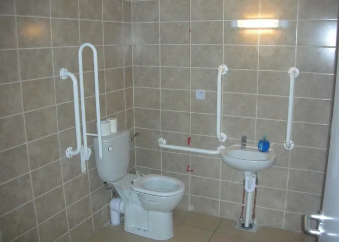 Green Adventure Ecohostel * Clonmore